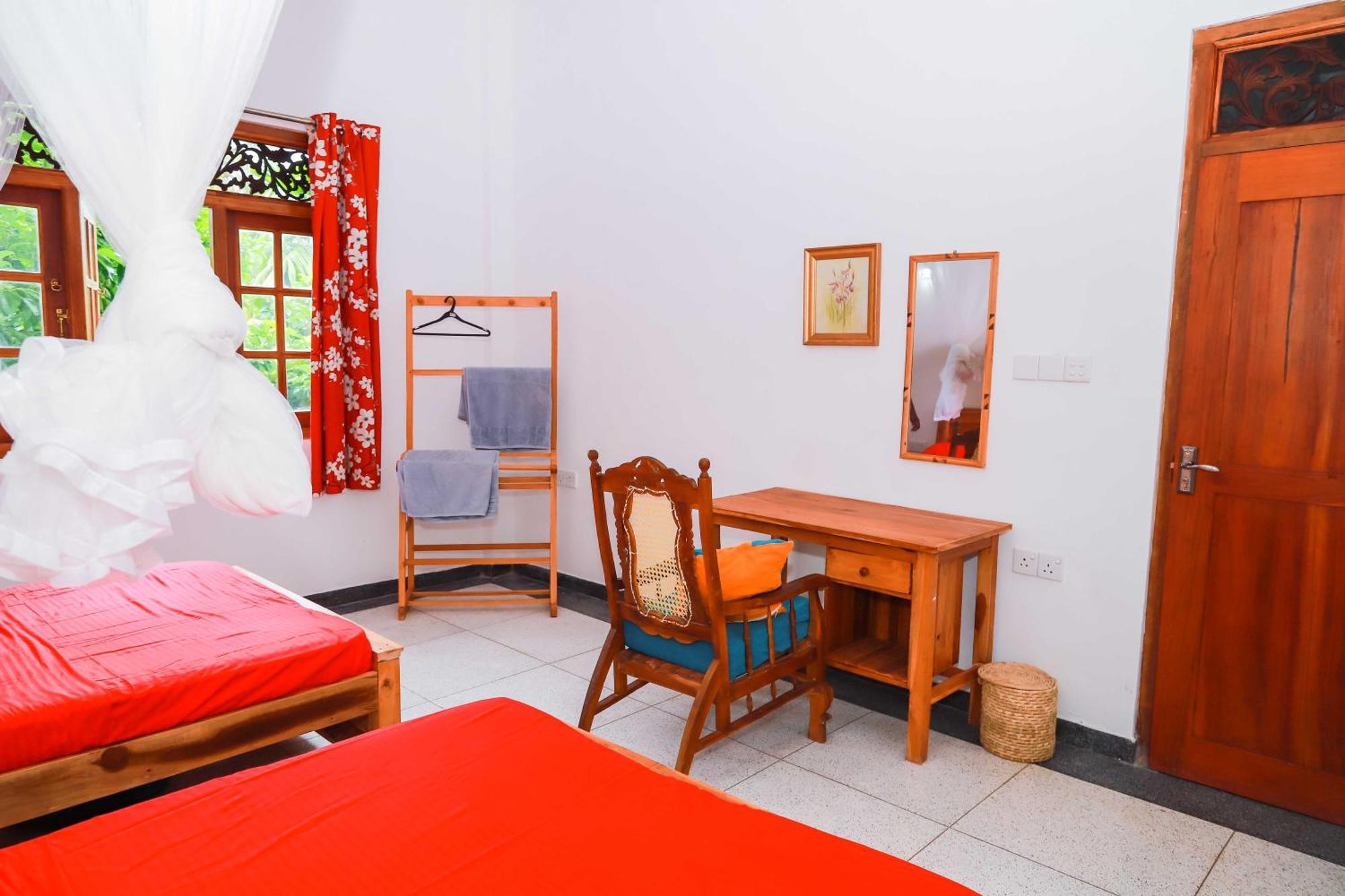 Dil'S Place 贝鲁沃勒 外观 照片
